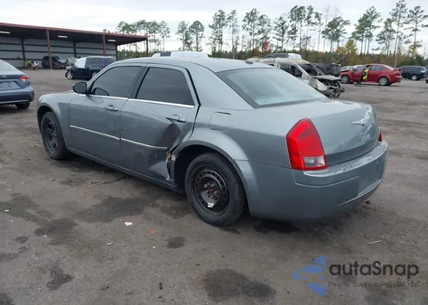 2007 Chrysler 300 from USA, damaged, VIN 2C3KA43R37H688741